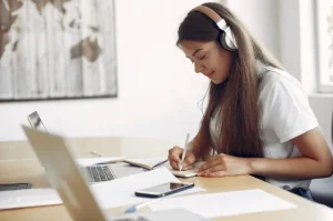 estudante de curso EAD de menor duração