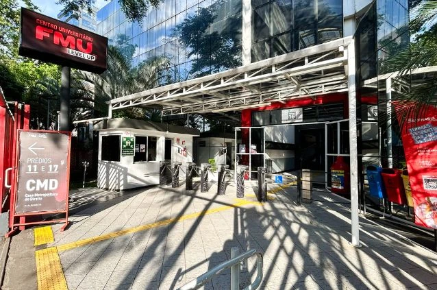 fachada da FMU faculdade para ganhar bem