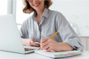 estudante de graduação tecnólogo ou bacharelado